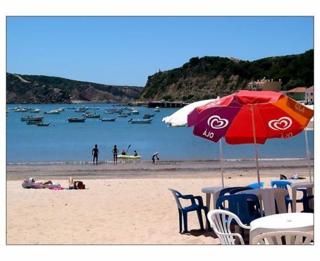 Perola Do Oeste - 3Min Da Praia Sao Martinho do Porto Luaran gambar